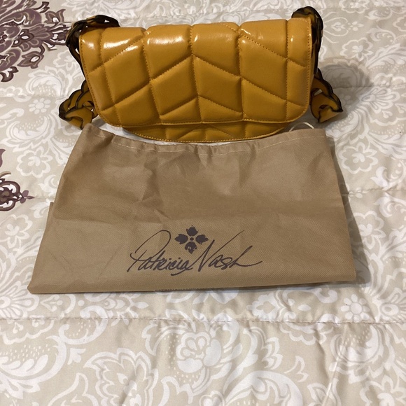 Patricia Nash Shoulder Bag - Picture 1 of 7